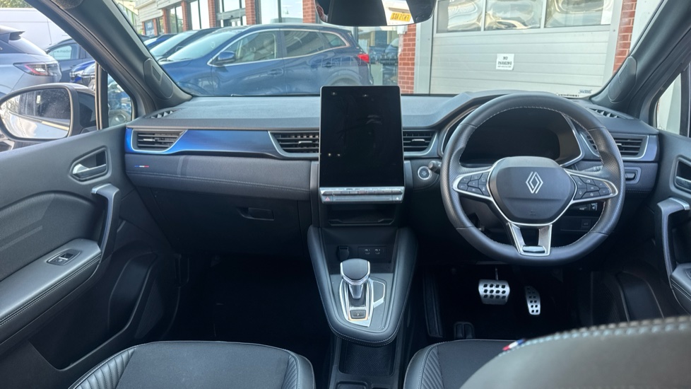 Renault Symbioz 1.6 E-Tech FHEV 145 Techno Esprit Alpine 5dr Auto Hybrid Estate - Image 10