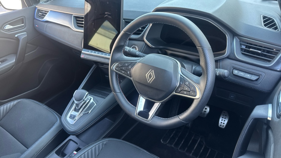 Renault Symbioz 1.6 E-Tech FHEV 145 Techno Esprit Alpine 5dr Auto Hybrid Estate - Image 11