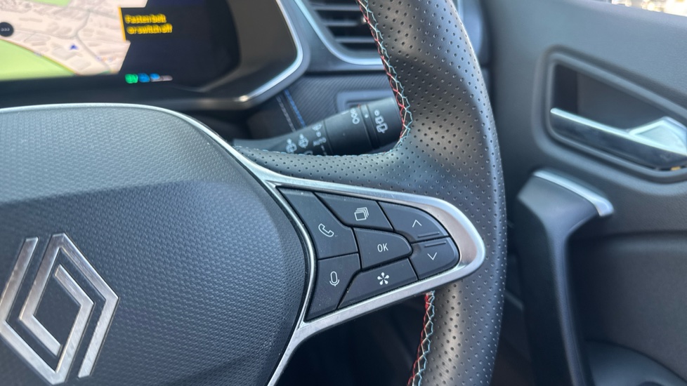 Renault Symbioz 1.6 E-Tech FHEV 145 Techno Esprit Alpine 5dr Auto Hybrid Estate - Image 22
