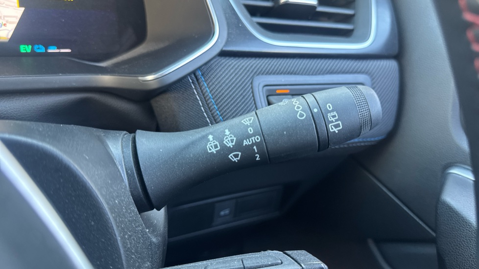 Renault Symbioz 1.6 E-Tech FHEV 145 Techno Esprit Alpine 5dr Auto Hybrid Estate - Image 23