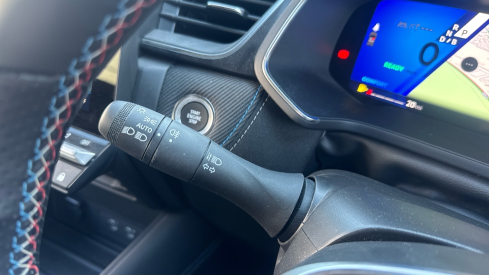 Renault Symbioz 1.6 E-Tech FHEV 145 Techno Esprit Alpine 5dr Auto Hybrid Estate - Image 25