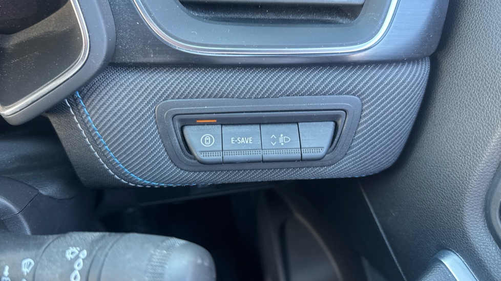 Renault Symbioz 1.6 E-Tech FHEV 145 Techno Esprit Alpine 5dr Auto Hybrid Estate - Image 26