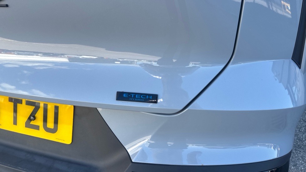 Renault Symbioz 1.6 E-Tech FHEV 145 Techno Esprit Alpine 5dr Auto Hybrid Estate - Image 41