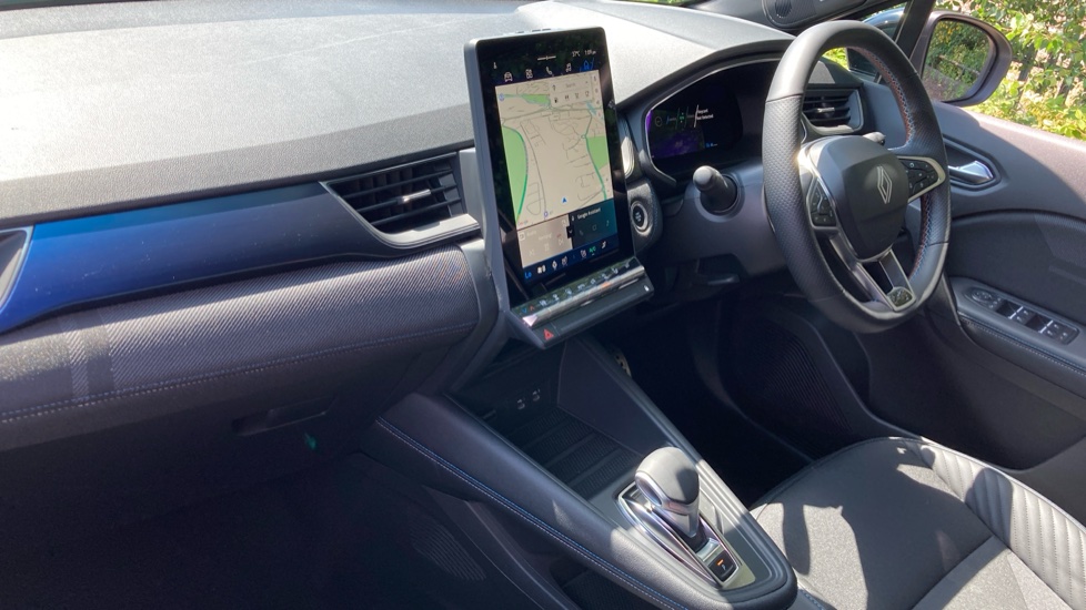 Renault Symbioz 1.6 E-Tech FHEV 145 Techno Esprit Alpine 5dr Auto Hybrid Estate - Image 9