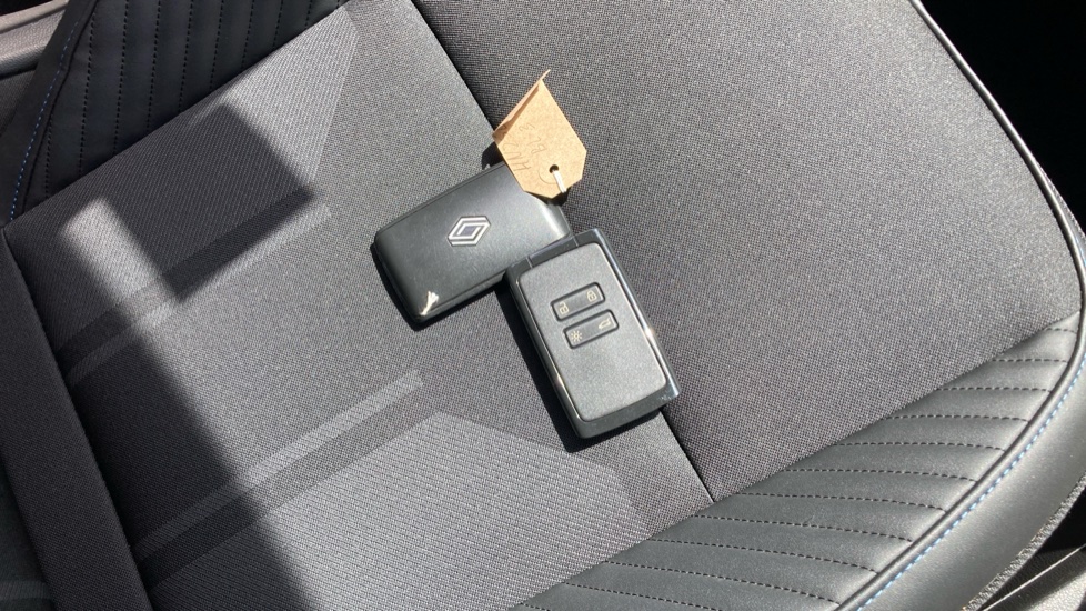 Renault Symbioz 1.6 E-Tech FHEV 145 Techno Esprit Alpine 5dr Auto Hybrid Estate - Image 19