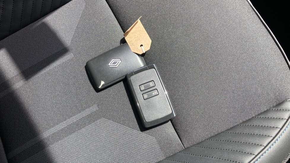 Renault Symbioz 1.6 E-Tech FHEV 145 Techno Esprit Alpine 5dr Auto Hybrid Estate - Image 20
