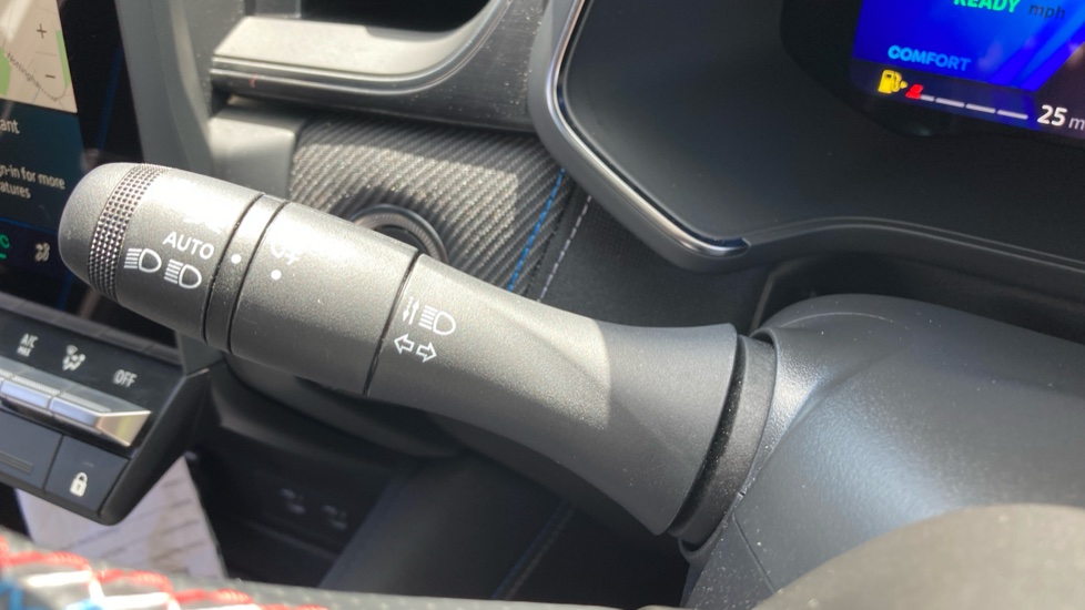 Renault Symbioz 1.6 E-Tech FHEV 145 Techno Esprit Alpine 5dr Auto Hybrid Estate - Image 25