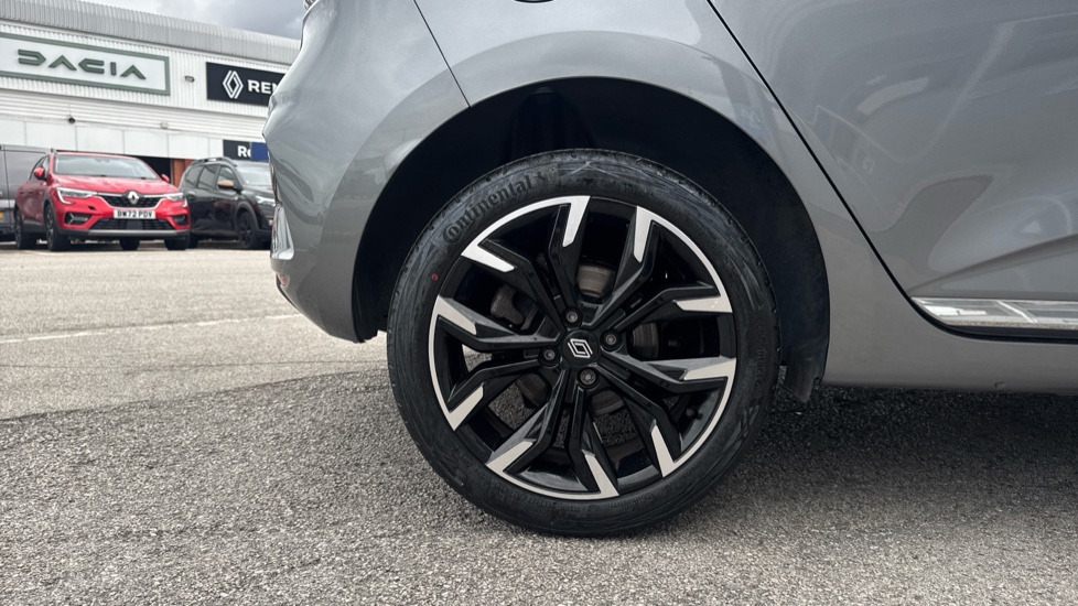 Renault Clio 1.0 TCe 90 Techno 5dr Petrol Hatchback - Image 7