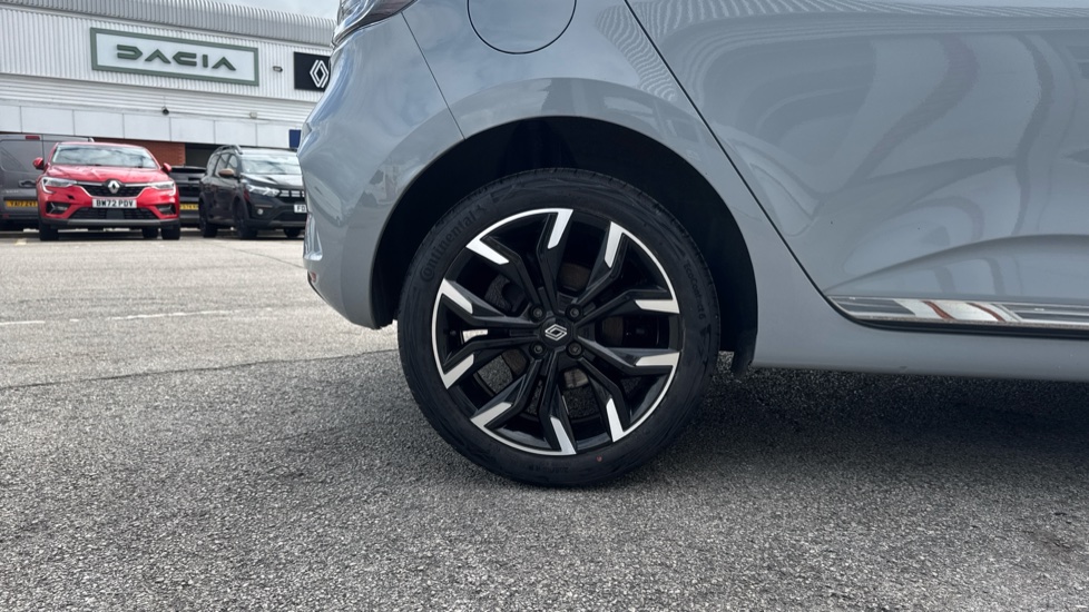Renault Clio 1.0 TCe 90 Techno 5dr Petrol Hatchback - Image 7