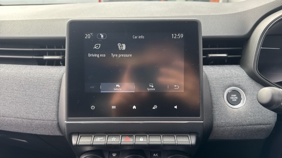 Renault Clio 1.0 TCe 90 Techno 5dr Petrol Hatchback - Image 34