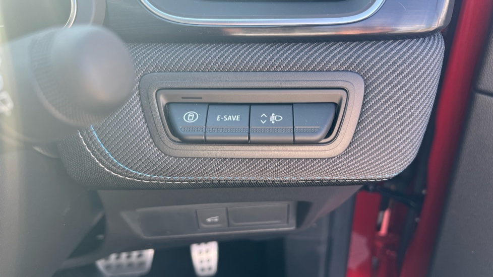 Renault Symbioz 1.8 E-Tech FHEV 160 Techno Esprit Alpine 5dr Auto Hybrid Estate - Image 35