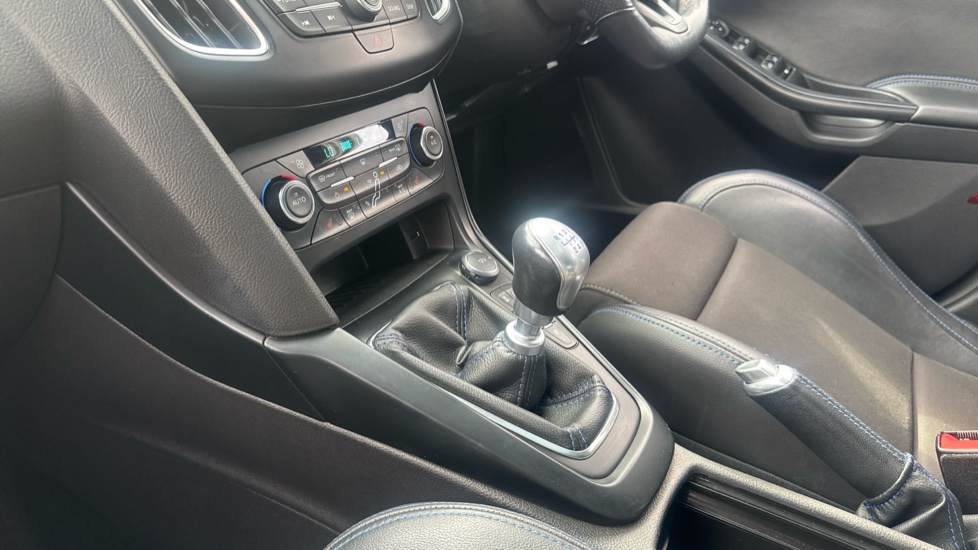 Ford Focus RS 2.3 EcoBoost 5dr Petrol Hatchback - Image 13