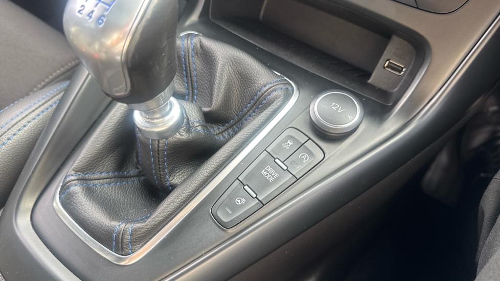 Ford Focus RS 2.3 EcoBoost 5dr Petrol Hatchback - Image 39