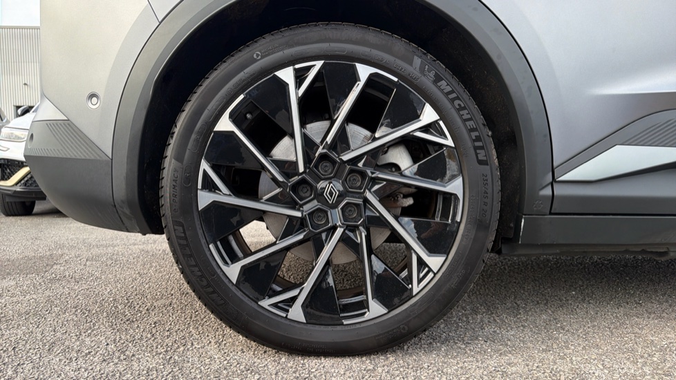Renault Scenic E-Tech 160kW Iconic Esprit Alpine 87kWh Long Range 5dr AT Electric Estate - Image 7