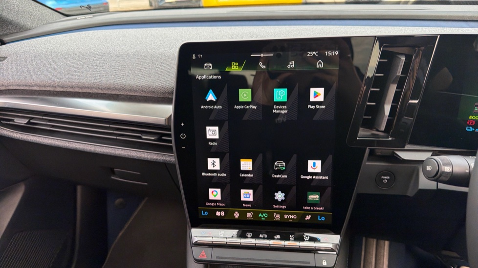 Renault Scenic E-Tech 160kW Iconic Esprit Alpine 87kWh Long Range 5dr AT Electric Estate - Image 23