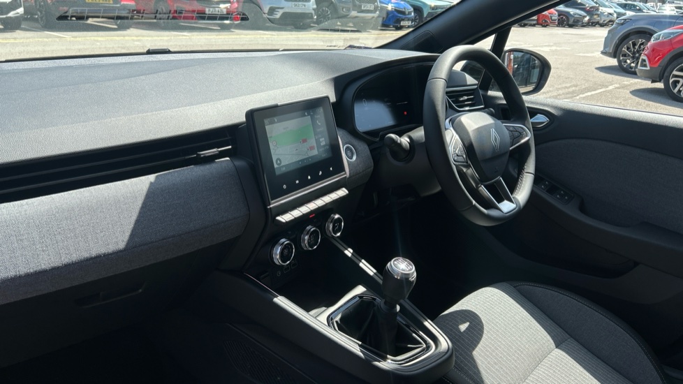 Renault Clio 1.0 TCe 90 Techno 5dr Petrol Hatchback - Image 9