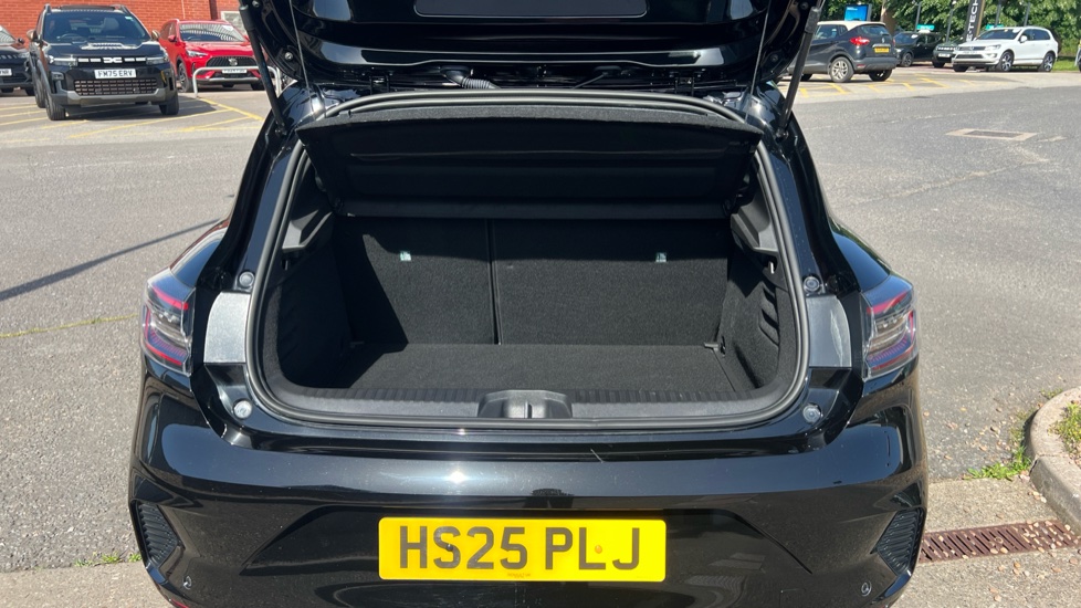 Renault Clio 1.0 TCe 90 Techno 5dr Petrol Hatchback - Image 4