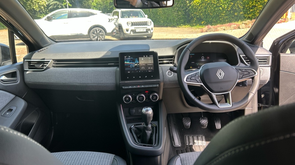 Renault Clio 1.0 TCe 90 Techno 5dr Petrol Hatchback - Image 10