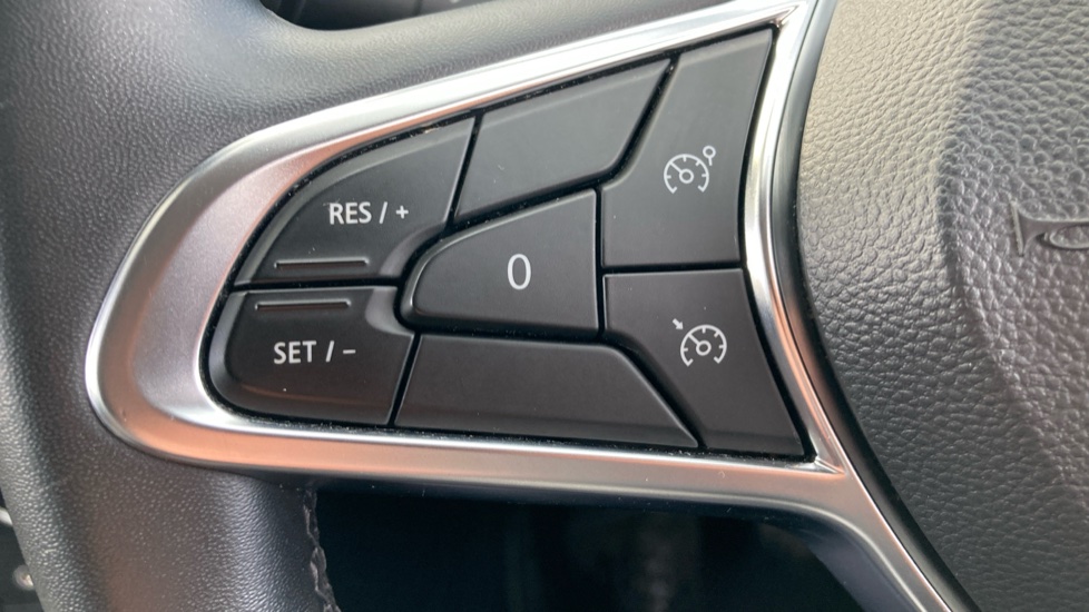 Renault Captur 1.0 TCE 90 Techno 5dr Petrol Hatchback - Image 23