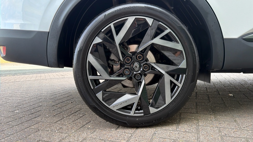 Renault Arkana 1.6 E-Tech FHEV 145 Esprit Alpine 5dr Auto Hybrid Estate - Image 7