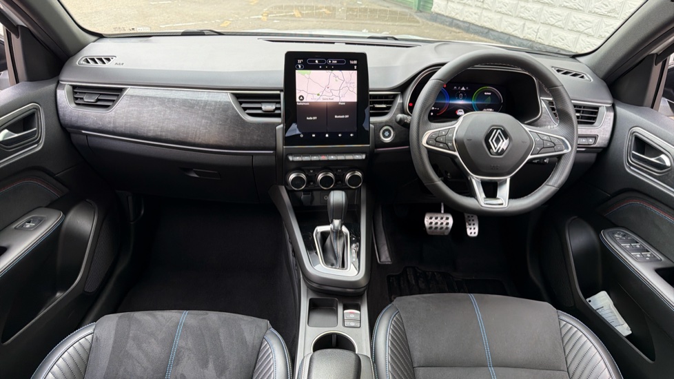 Renault Arkana 1.6 E-Tech FHEV 145 Esprit Alpine 5dr Auto Hybrid Estate - Image 10