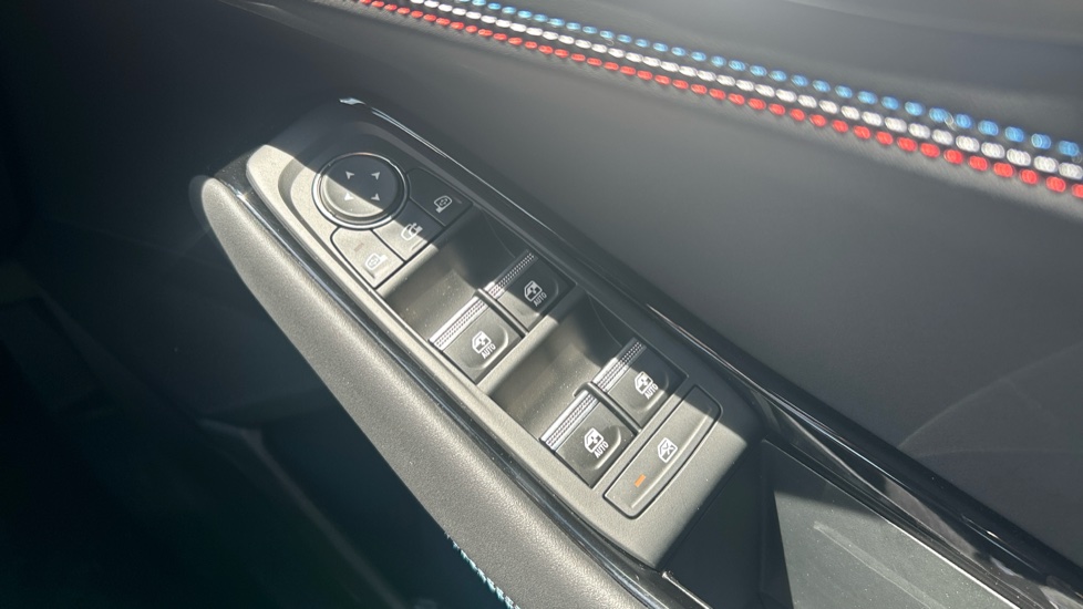 Renault Rafale E-Tech FHEV Techno Esprit Alpine 5dr Auto 4C Hybrid Estate - Image 21