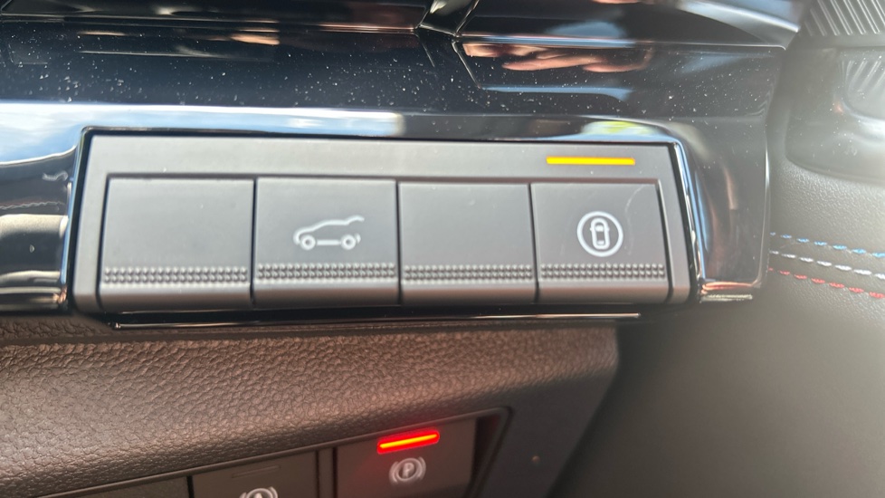 Renault Rafale E-Tech FHEV Techno Esprit Alpine 5dr Auto 4C Hybrid Estate - Image 23