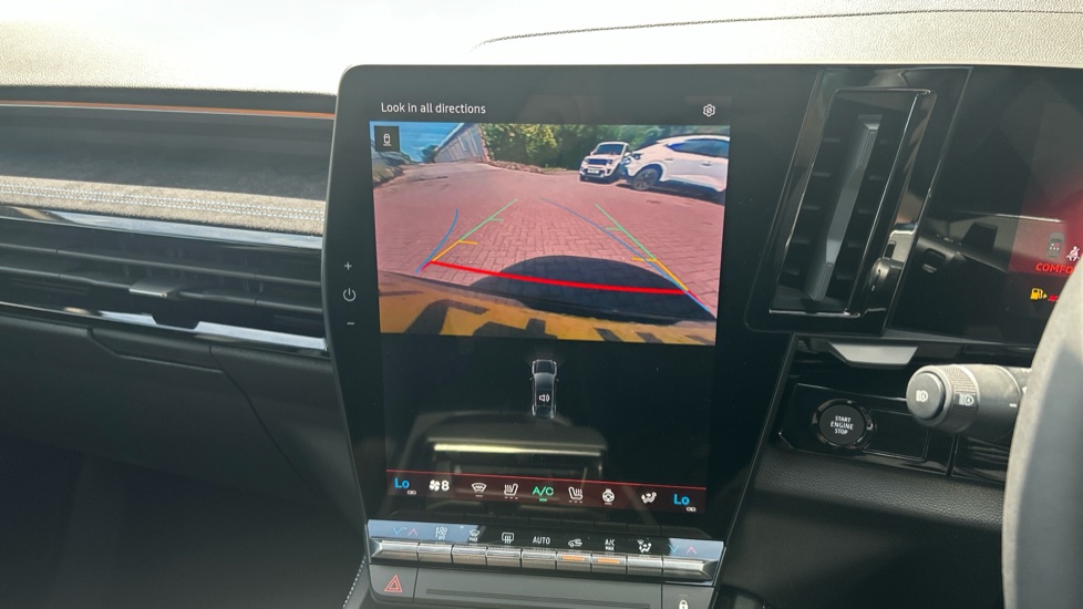 Renault Rafale E-Tech FHEV Techno Esprit Alpine 5dr Auto 4C Hybrid Estate - Image 30