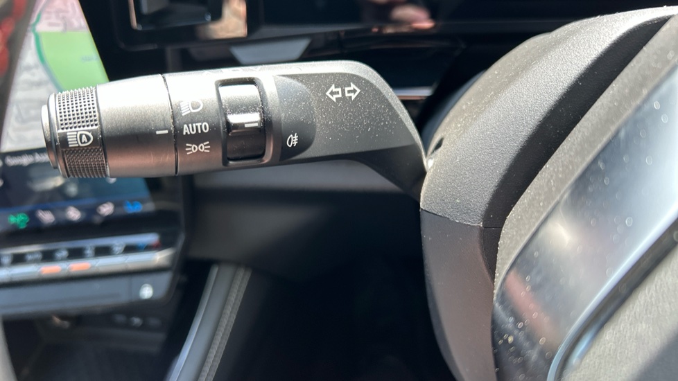 Renault Rafale E-Tech FHEV Iconic Esprit Alpine 5dr Auto 4C Hybrid Estate - Image 26
