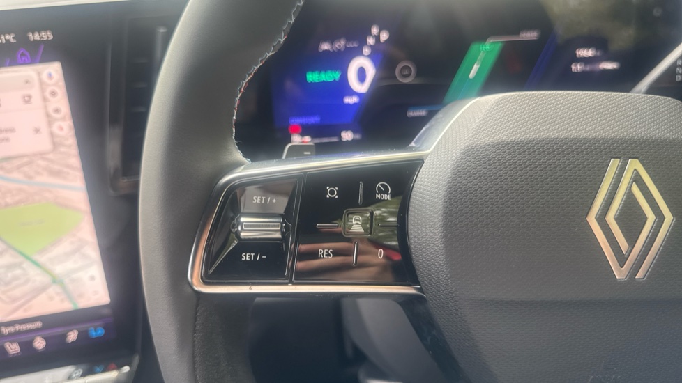 Renault Rafale E-Tech FHEV Techno Esprit Alpine 5dr Auto 4C Hybrid Estate - Image 21