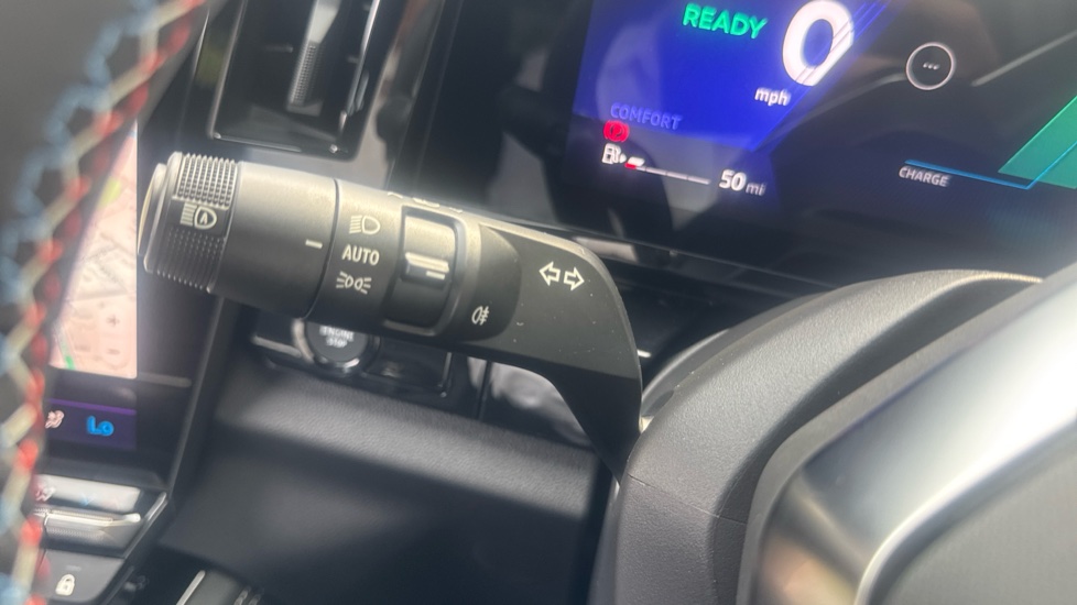 Renault Rafale E-Tech FHEV Techno Esprit Alpine 5dr Auto 4C Hybrid Estate - Image 26