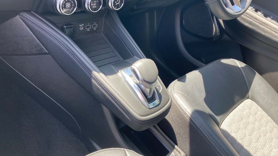 Renault Zoe 100KW GT Line R135 50KWh Rapid Charge 5dr Auto Electric Hatchback - Image 13
