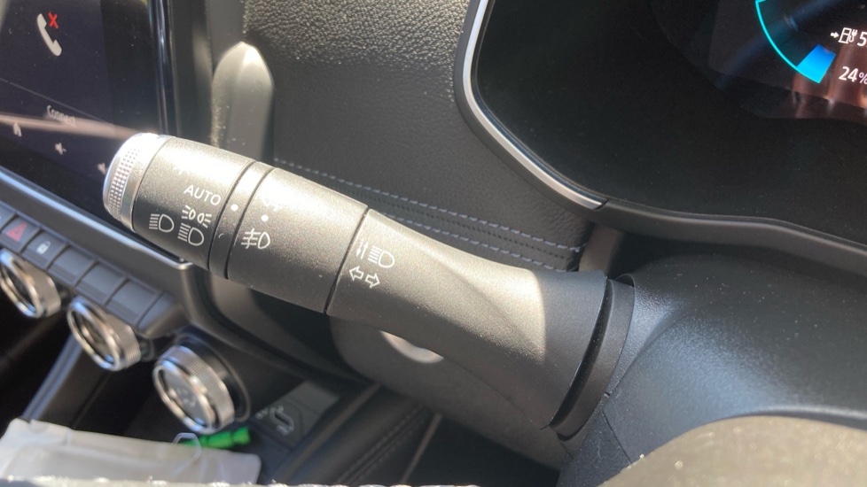 Renault Zoe 100KW GT Line R135 50KWh Rapid Charge 5dr Auto Electric Hatchback - Image 24