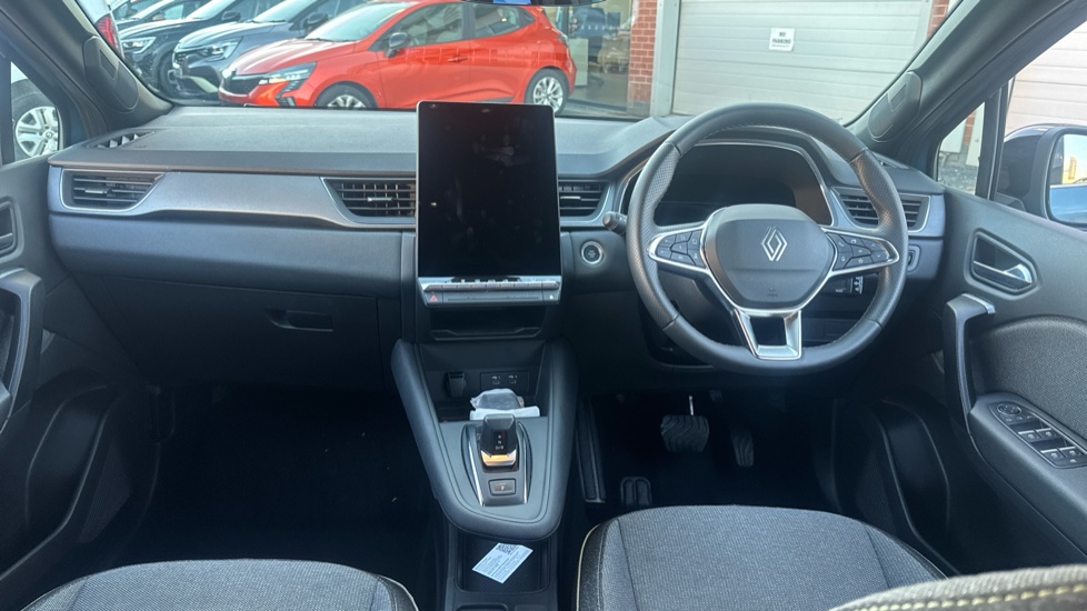 Renault Symbioz 1.8 E-Tech FHEV 160 Techno 5dr Auto Hybrid Estate - Image 10