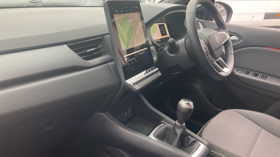 Renault Captur 1.2 TCE 115 Techno 5dr Petrol Hatchback - Image 9