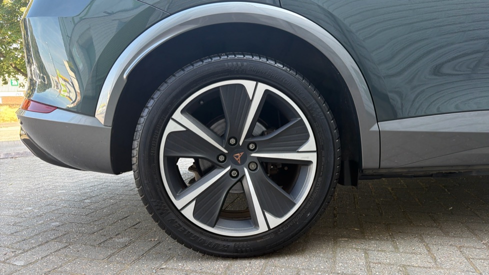 CUPRA Formentor 1.4 eHybrid 204 V1 5dr DSG Estate - Image 7