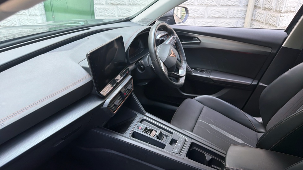 CUPRA Formentor 1.4 eHybrid 204 V1 5dr DSG Estate - Image 9