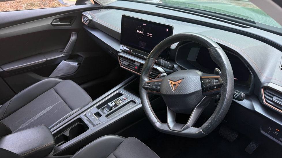 CUPRA Formentor 1.4 eHybrid 204 V1 5dr DSG Estate - Image 11