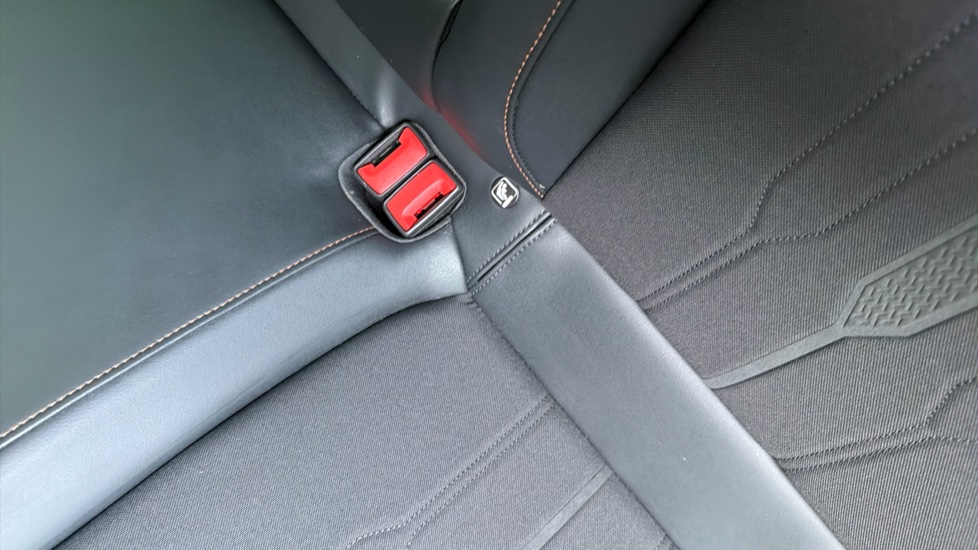 CUPRA Formentor 1.4 eHybrid 204 V1 5dr DSG Estate - Image 17