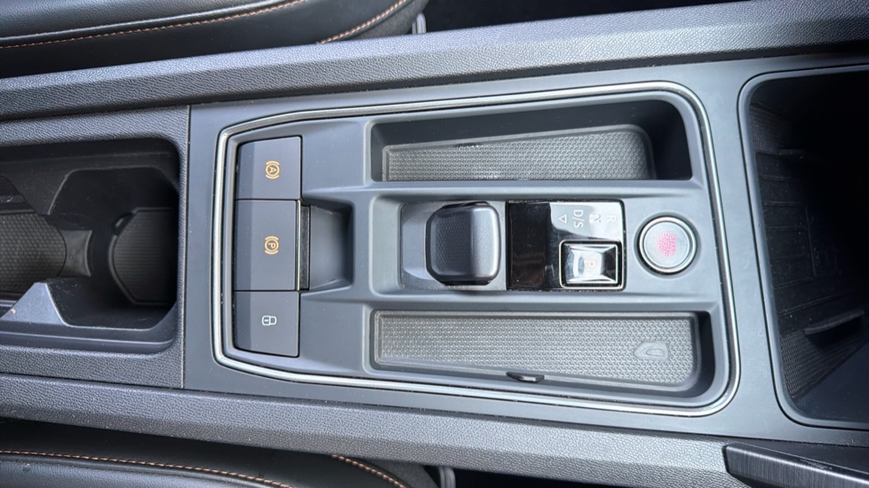 CUPRA Formentor 1.4 eHybrid 204 V1 5dr DSG Estate - Image 25