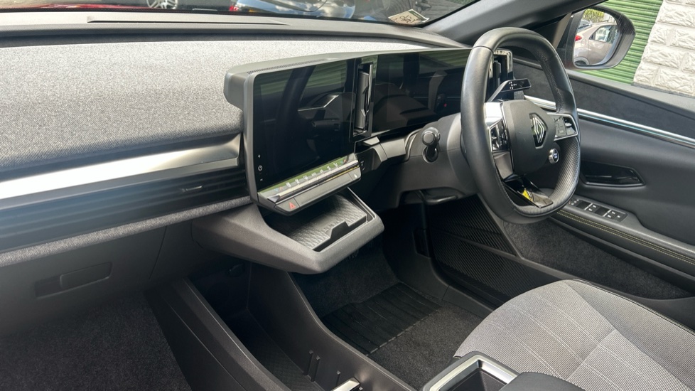 Renault Megane E-Tech EV60 160kW Techno 60kWh Optimum Charge 5dr Auto Electric Hatchback - Image 9