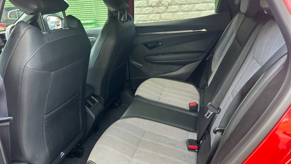 Renault Megane E-Tech EV60 160kW Techno 60kWh Optimum Charge 5dr Auto Electric Hatchback - Image 16