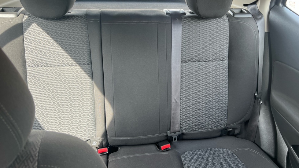 Vauxhall Mokka X 1.6i Active 5dr Petrol Hatchback - Image 15