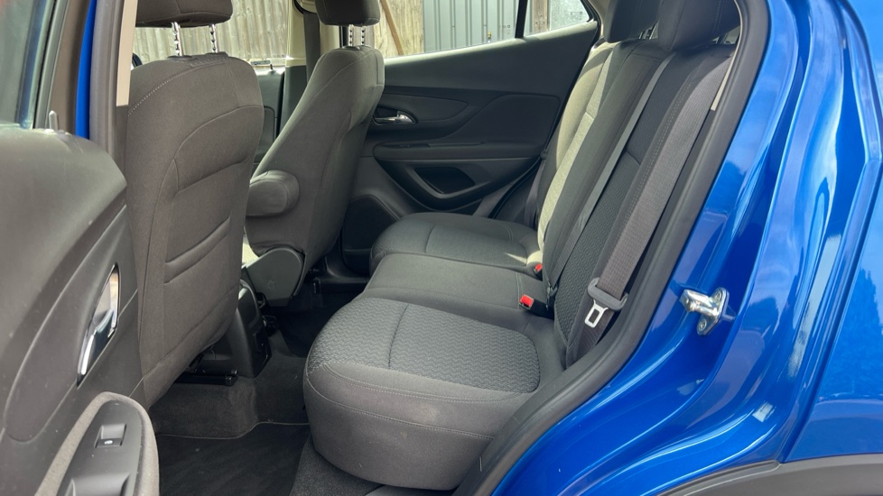 Vauxhall Mokka X 1.6i Active 5dr Petrol Hatchback - Image 16