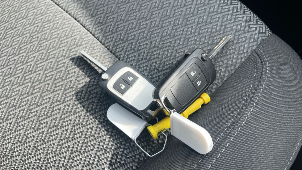 Vauxhall Mokka X 1.6i Active 5dr Petrol Hatchback - Image 20