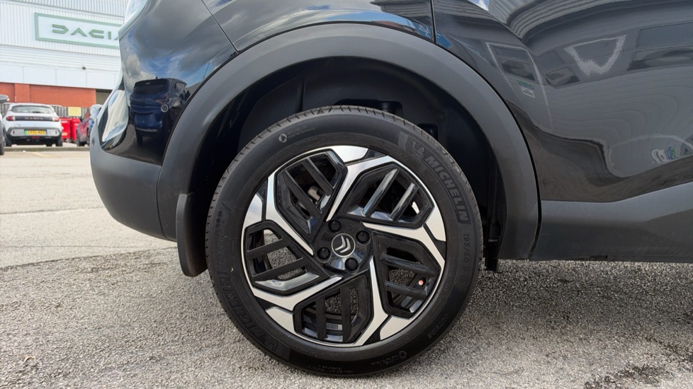 Citroen C4 1.2 PureTech [130] Shine 5dr Petrol Hatchback - Image 7