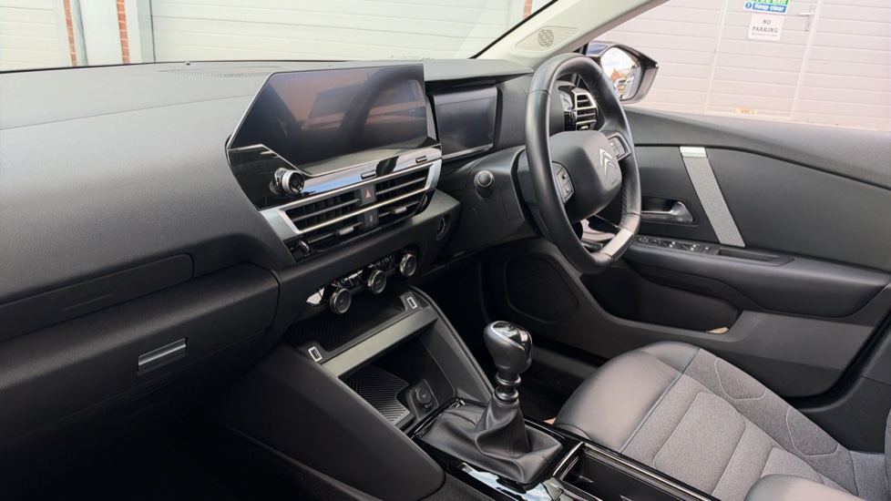 Citroen C4 1.2 PureTech [130] Shine 5dr Petrol Hatchback - Image 9