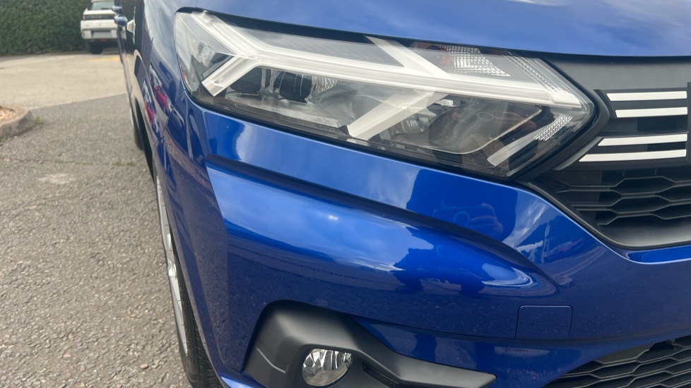 Dacia Sandero 1.0 Tce Expression 5dr Bi Fuel Hatchback - Image 30