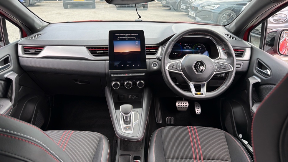 Renault Captur 1.6 E-TECH Hybrid 145 R.S. Line 5dr Auto Hybrid Hatchback - Image 10