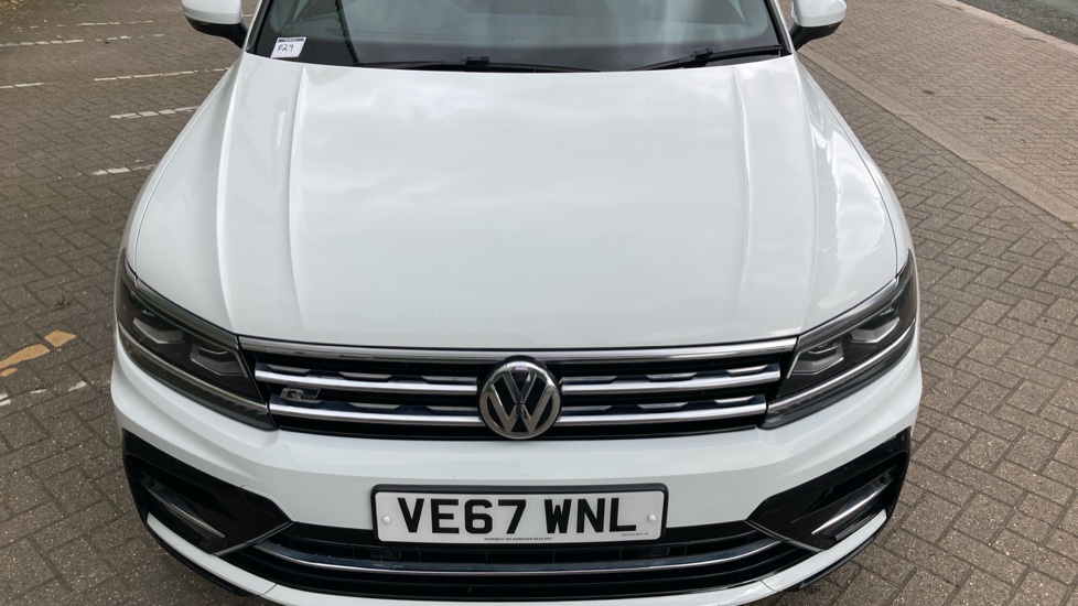 Volkswagen Tiguan 2.0 TDi 150 4Motion R-Line 5dr DSG Diesel Estate - Image 8
